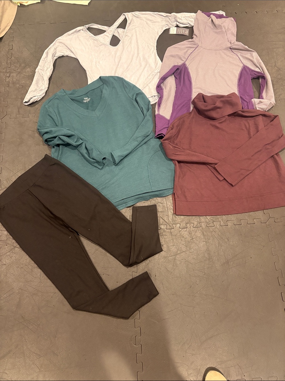 Women's medium bundle